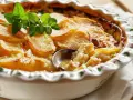 Zapiekanka ziemniaczana z serem: przepis, sekrety i idealny smak!