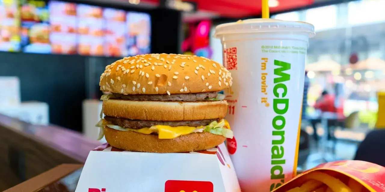 Frytki McDonald's: Ceny, promocje i jak kupić taniej?